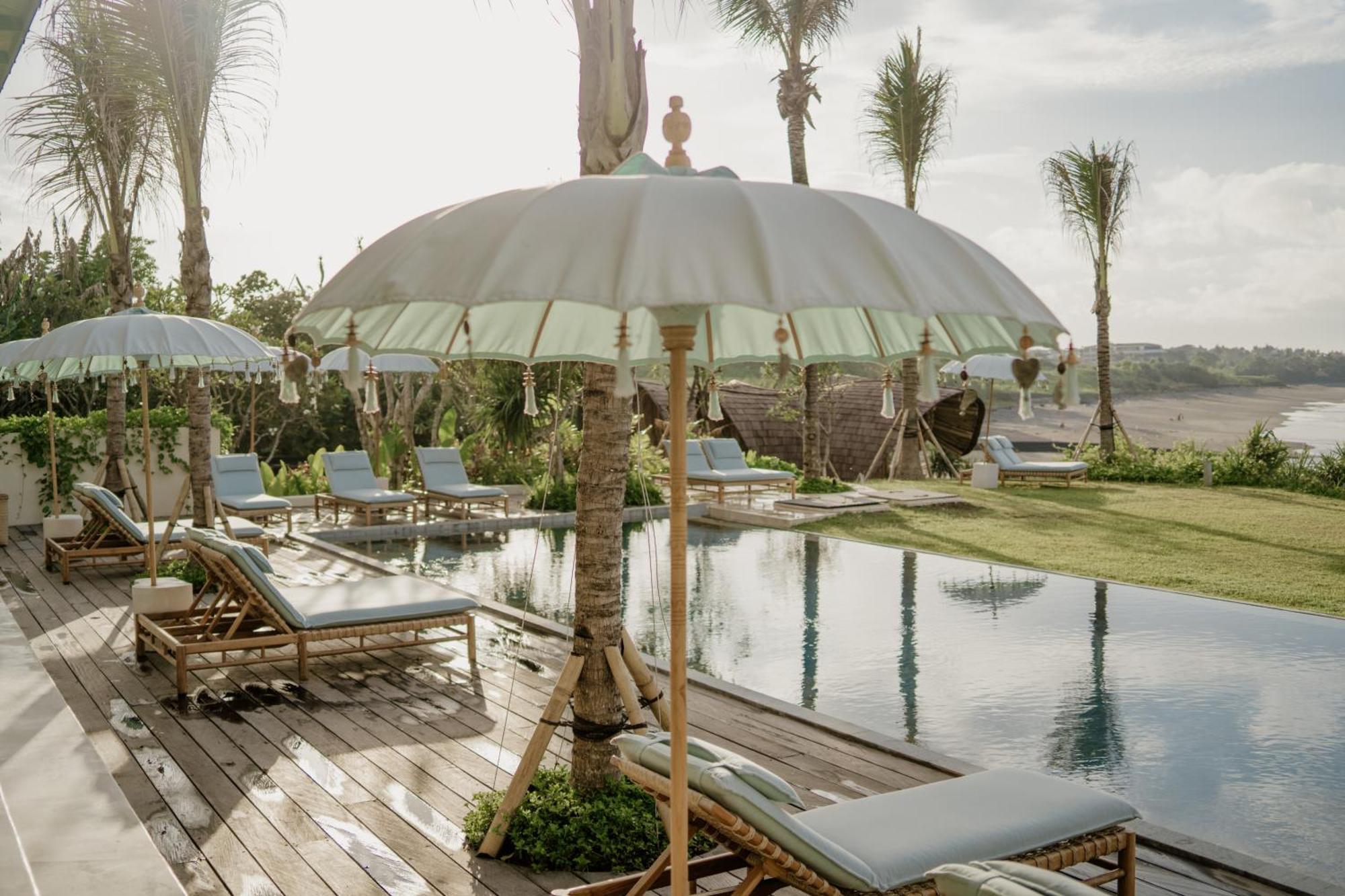 Oshom Bali At Nuanu Creative City Tanah Lot Exterior foto